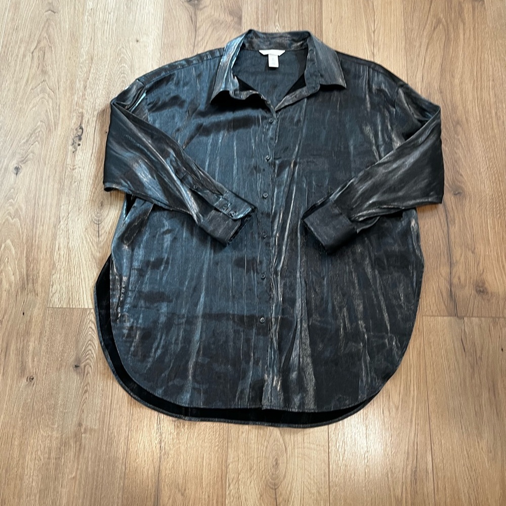 H&M Metallic Black Button-Down Blouse